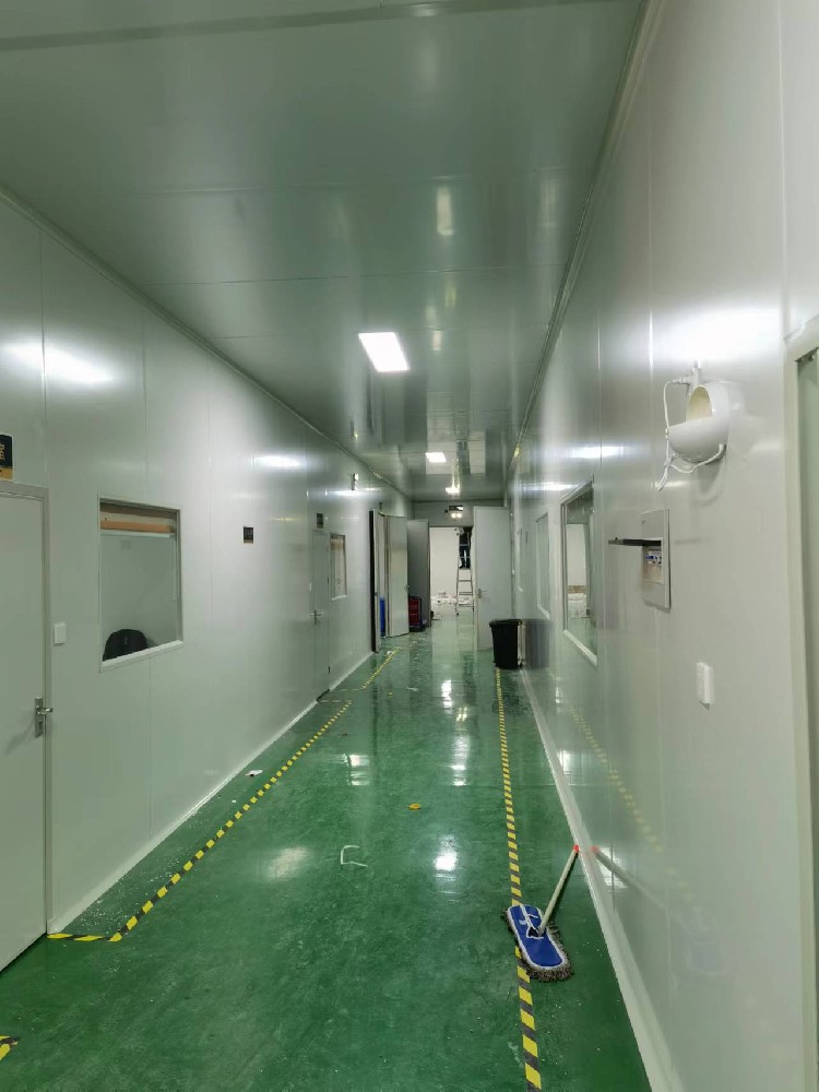 祝賀鄭州歐焙佳商貿(mào)公司凈化車間裝修完工投入使用！